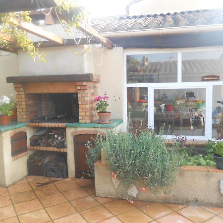 Apartament Gite T2 Avec Grande Piscine Villeneuve-la-Comptal Zewnętrze zdjęcie